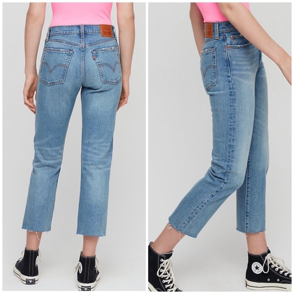 Levi’s Premium Wedgie Straight X Aritzia - Picture 9 of 12